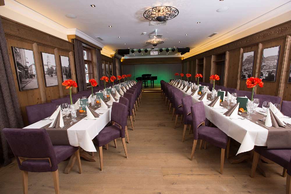 sternbrau raeume festungssaal